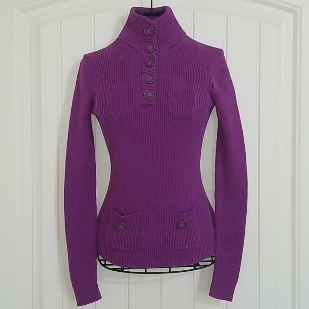 Victoria's Secret Moda International Sweater